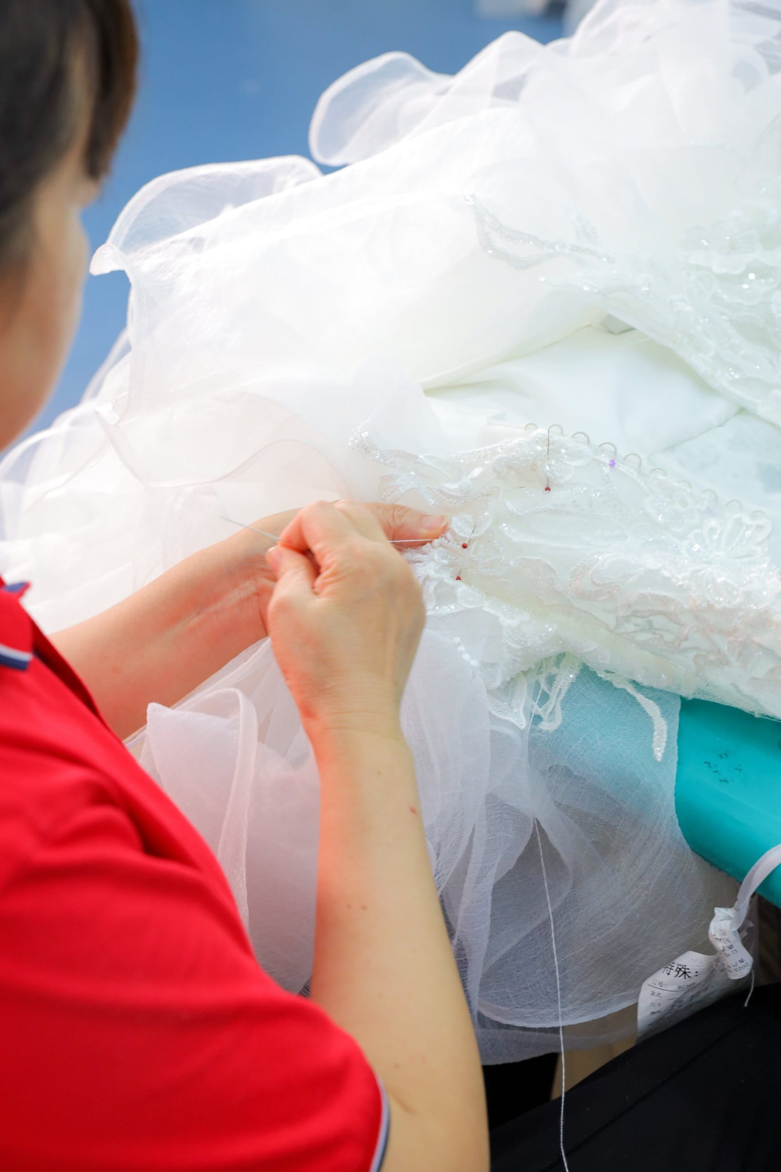 Large-scale bridal production floor